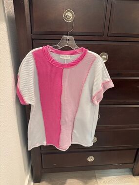Lovely Melody Hot Pink, Light Pink & White Blocked Short Sleeve Knit Top